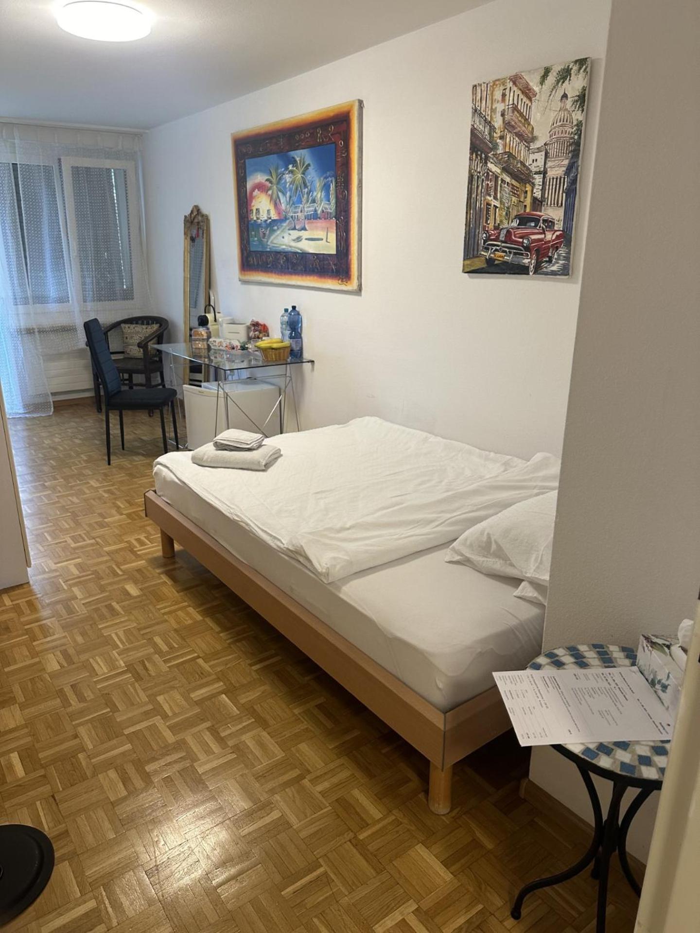 Schoenes Zimmer In Der City Bázel Kültér fotó