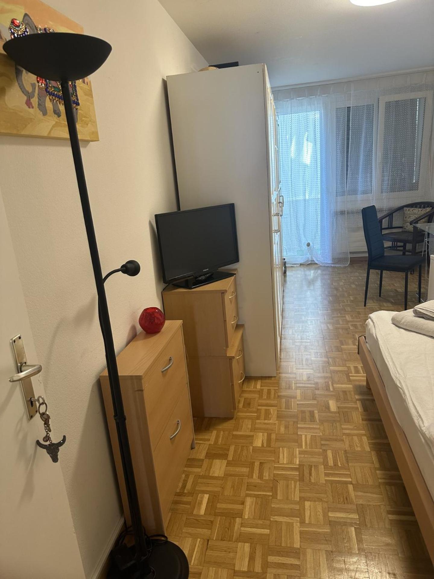 Schoenes Zimmer In Der City Bázel Kültér fotó